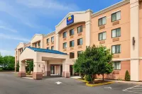 Comfort Inn & Suites - Gym