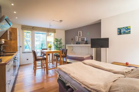 Apartment Hannover Top Citylage Отели рядом с достопримечательностью «Ганноверская Высшая школа музыки и театра»