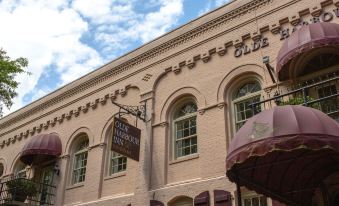 Olde Harbour Inn, Historic Inns of Savannah Collection