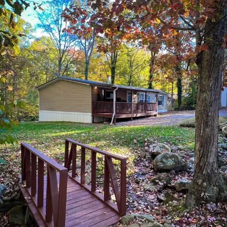 Stream-Front Serenity: Relax with the family at this peaceful place to stay!