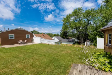 3 bedroom ERIE-sistable home!