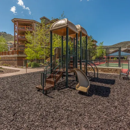 Westgate 1BR with private balcony, mountain views, resort amenities, multiple pools, tennis, spa