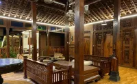 D'joglo Riverside Villa