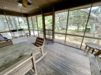 Charming Cottage with Screened Porch and Hammock - Delightful Escape Hotel a Ocracoke