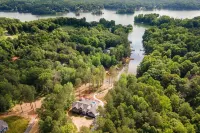 Luxury Amenities and Private Dock - Stunning Lake Norman Retreat