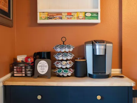 Relaxing Living Area and Game Room - Charming Woodland Escape