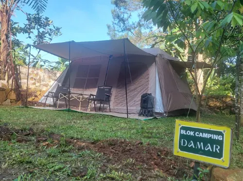 TATANGGI CAMP - 17 DEGREES CELCIUS - 2 tähden