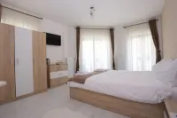 Central View Craiova Hotels near Prefecture Square Craiova