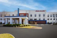 Hampton Inn & Suites Birmingham-Pelham (I-65) - parking