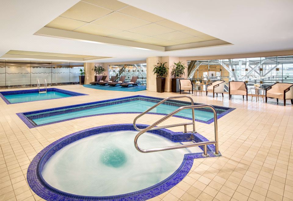 페어몬트 밴쿠버 에어포트 외관 및 객실