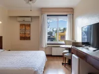 Serrazul Hotel Hotels near Avenida Central