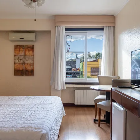 Serrazul Hotel