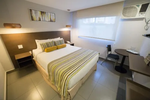 호텔 오호스 델 리오