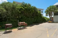 Beach Front Access and Coastal Chic Decor - Stunning Retreat