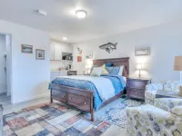 Cozy Retreat - Cozy Studio, WiFi, Coffee Maker, Hiking Hotels in Gleneden Beach