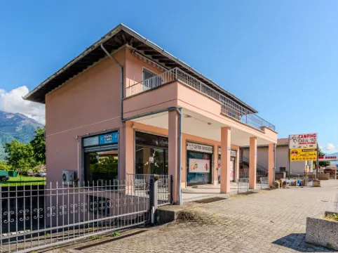 Domaso central apartment