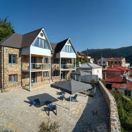 Dandy Villas Karpenisi Complex - Lux Chalets - Inflatable Pool-Hot Tub