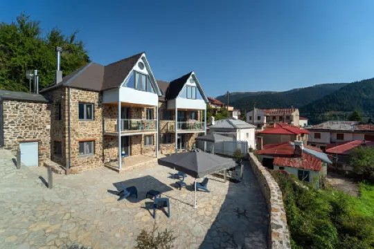 Dandy Villas Karpenisi Complex - Lux Chalets - Inflatable Pool-Hot Tub