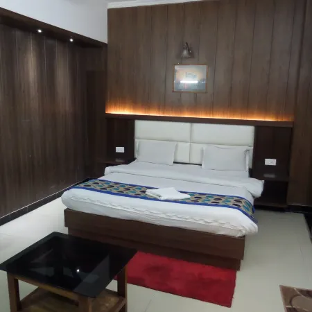 Hotel Doon Regency Dehradun