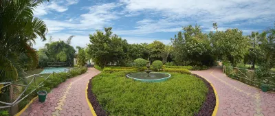 Aacorn Hideaway Resort & Spa
