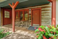 Treetop Retreat Hotel di Jackson Township