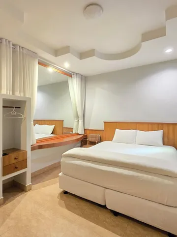 รูปภาพของปรางค์ทองการ์เด้นโฮม