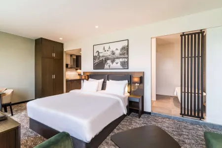 Radisson Hotel & Suites Amsterdam South