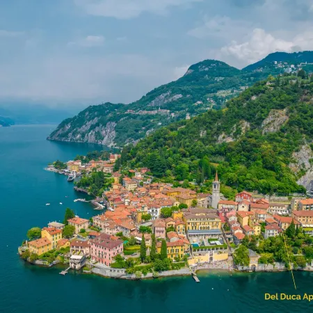 Del Duca Apartment in Varenna