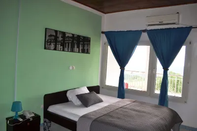 The LK Hotel Các khách sạn ở Limbe