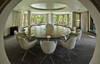 Hotel Narvil Conference & Spa Hotel di Legionowo County