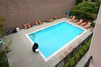 Courtyard by Marriott Danville - Pools