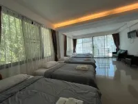 Vanavaree Resort Hotels near Kung Wiman Beach