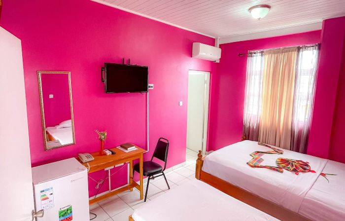 La Flamboyant Hotel
