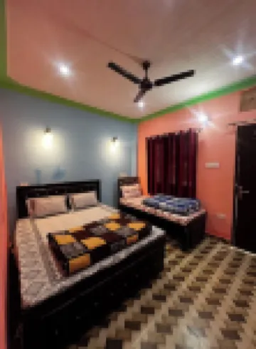 Prince Homestay & Restaurant 루드레이프레이에그 호텔