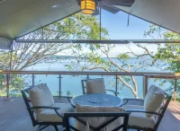Isla Chiquita Glamping Hotel Hotels in Puntarenas
