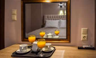Elia Deluxe Accommodation