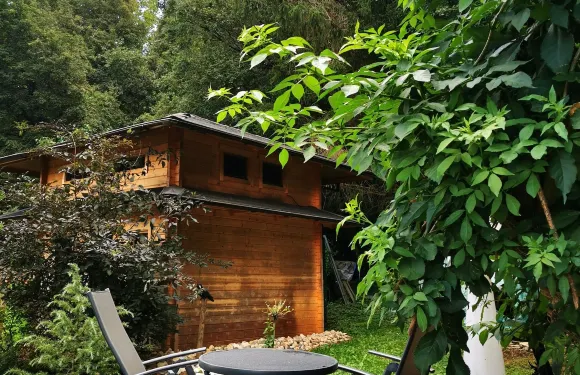 埃姆瓦爾德蘭德膳食公寓