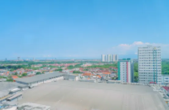 Lavish 2Br Apartment at Grand Sungkono Lagoon