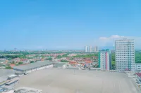 Lavish 2Br Apartment at Grand Sungkono Lagoon Hoteles en Dukuh Pakis