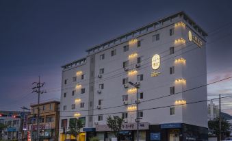 Shourin Hotel Daejeon by Aank