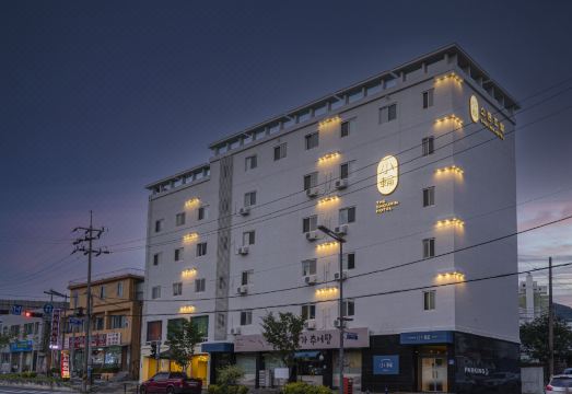 소륜 호텔 대전 by 아늑