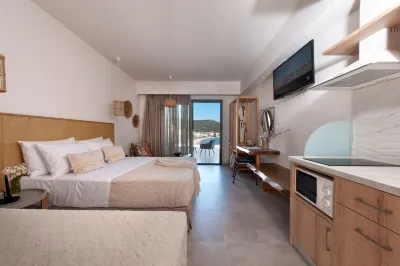 DEL MARE SUITES Hotels in Glifa
