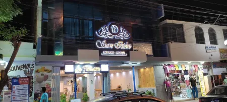 San Isidro Grand Hotel Отели рядом с достопримечательностью «Nazca»