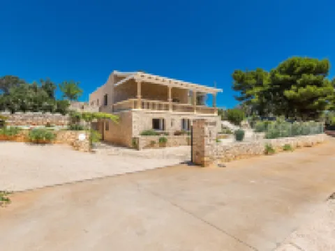 3087 วิลล่า ลอเดรีย โดย เพอร์เลดีปูเลีย โรงแรมในTorre Vado