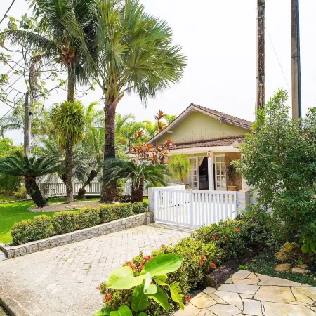 Linda Casa No condomínio Morada da Praia