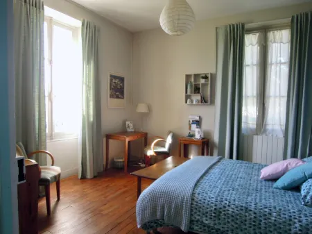 L'Estancat Отели в г. Севиньяк-Мерак