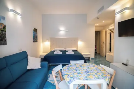 Divina Holiday - Rooms