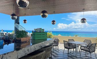 Centric Condo by Casago