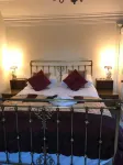 West End Lodge Hotels in Oxshott
