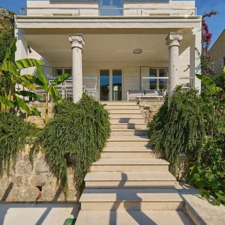 Hedera Estate, Villa Hedera III